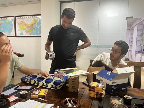 Het laatste nieuws van het bedrijf over Innovatie en betrouwbaarheid: Hoe Guangdong Huimen Industrial Co., Ltd. de standaard in auto-onderdelen stelt