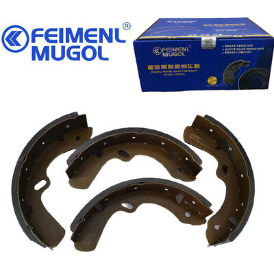 Goede prijs Professionele remschoen K0402M voor JMC Kairui lichte vrachtwagens, voor een soepele, stabiele en efficiënte remrespons. online