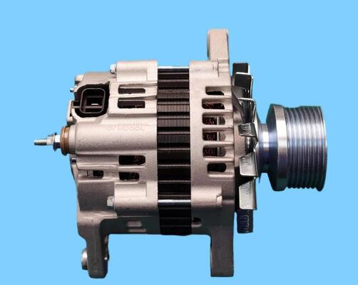 Goede prijs Exportkwaliteit 3701020I-P301 Dynamo, precisiepasvorm voor ISUZU 700P Koeltrucks. online